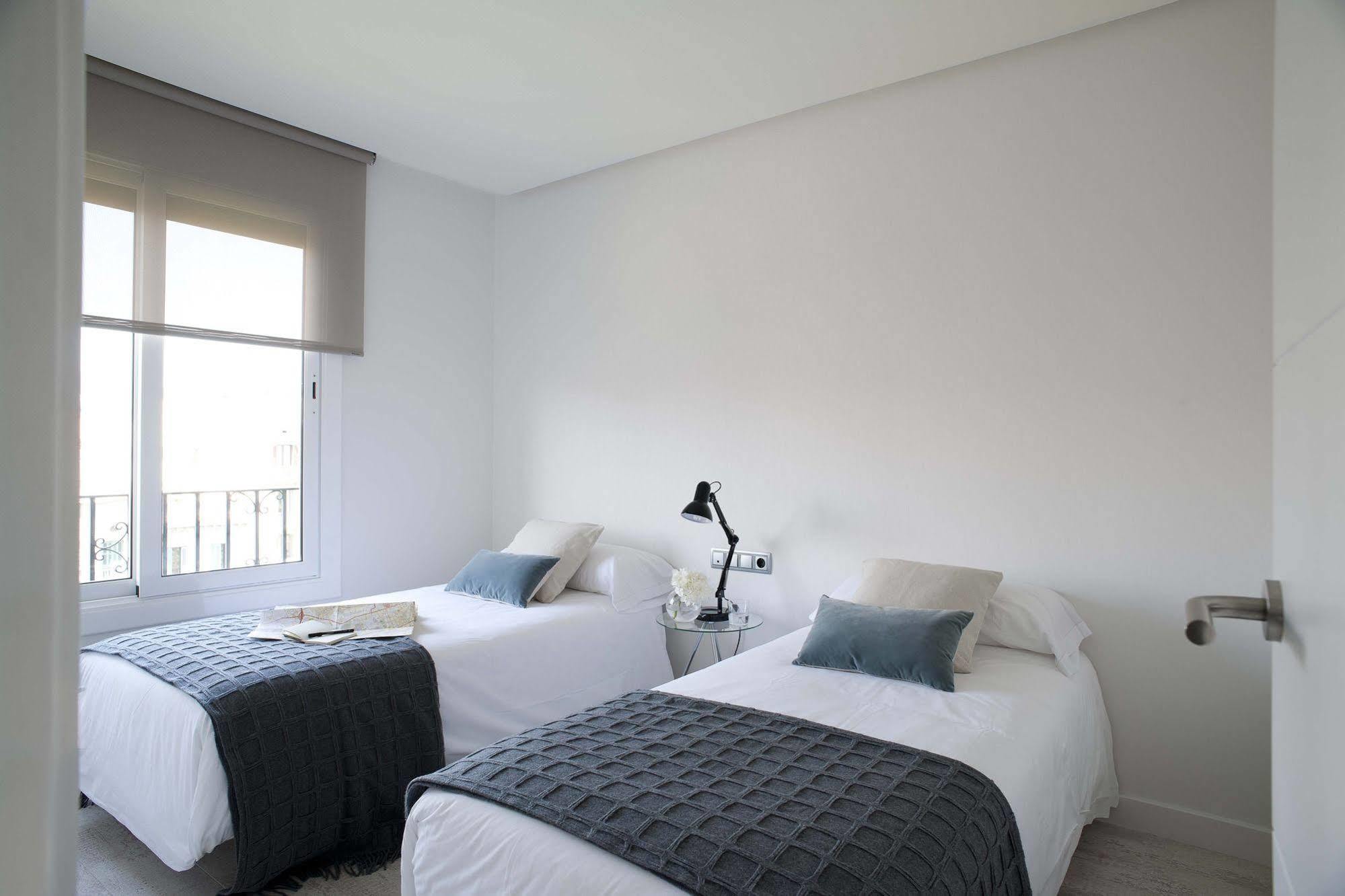 Eric Voekel Boutique Apartments - Gran Via Suites Barcelona Buitenkant foto